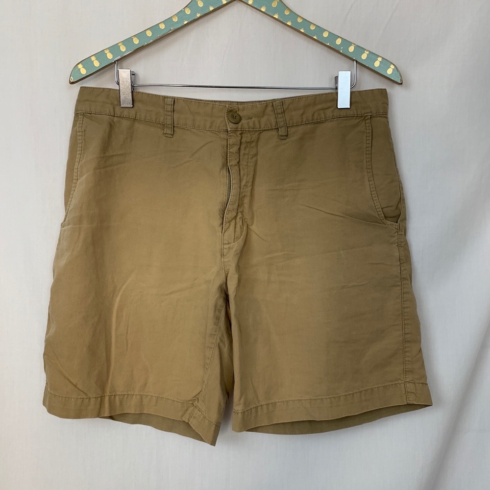 Patagonia Shorts Khaki Mens Size 32 Organic Cotton Chino